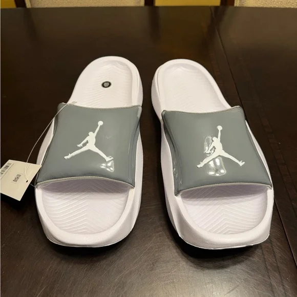 New Nike Air Jordan Slides Sandals Gray White Size US 11 - Picture 5 of 13
